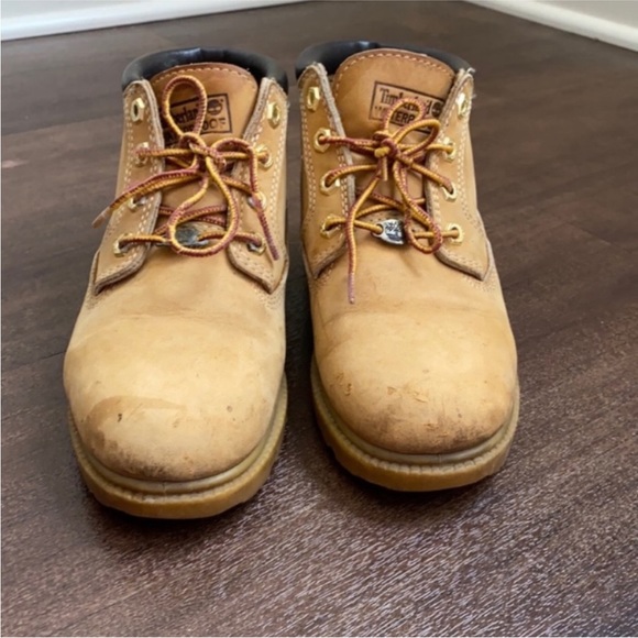 Vintage Timberland Classic Leather Boots - Picture 2 of 8